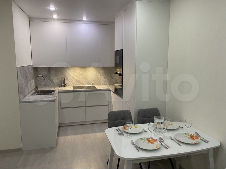 2-к. квартира, 56 м², 18/30 эт.