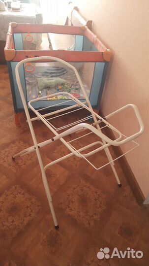 Подставка под ванночку