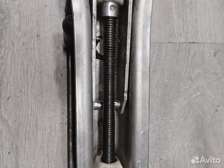 Домкрат штатный рено клио 3