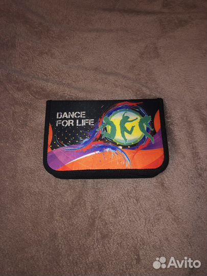 Пенал школьный