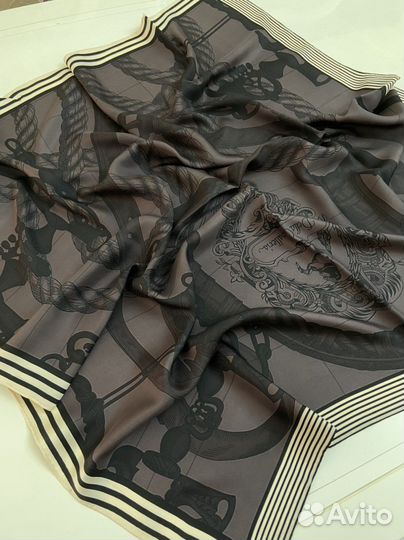 Платок Hermes