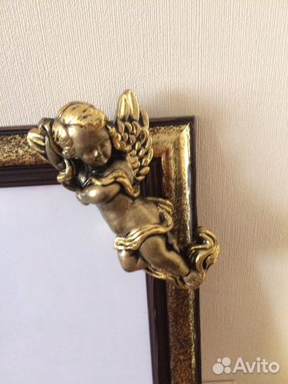 Подсвечник из мрамора «Путти»