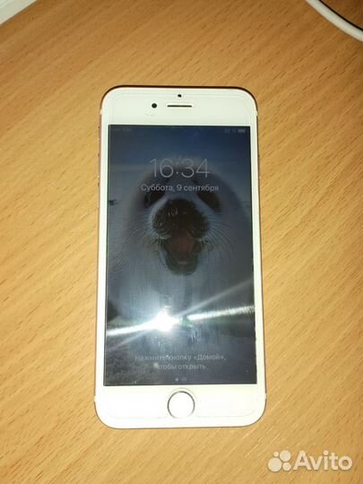 Телефон iPhone 6s