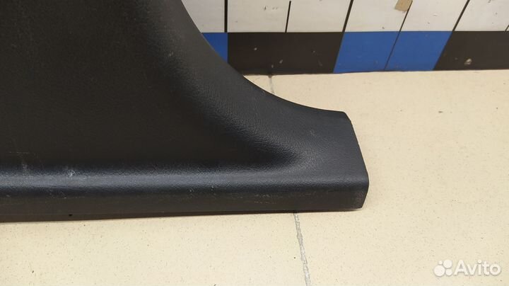 Обшивка стойки A6 C6,4F 2005-2011