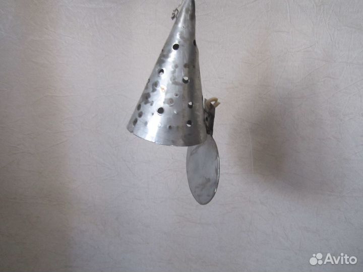 Кормушка для зимней рыбалки