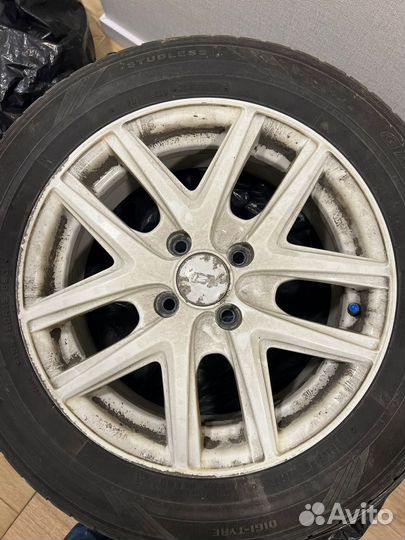 Продаю зимние колеса на Hyundai Solaris R16