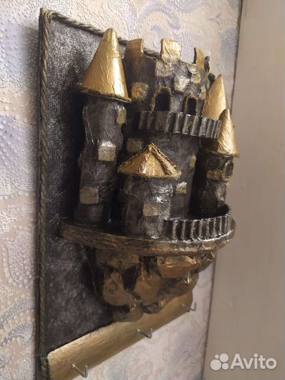 Ключница настенная