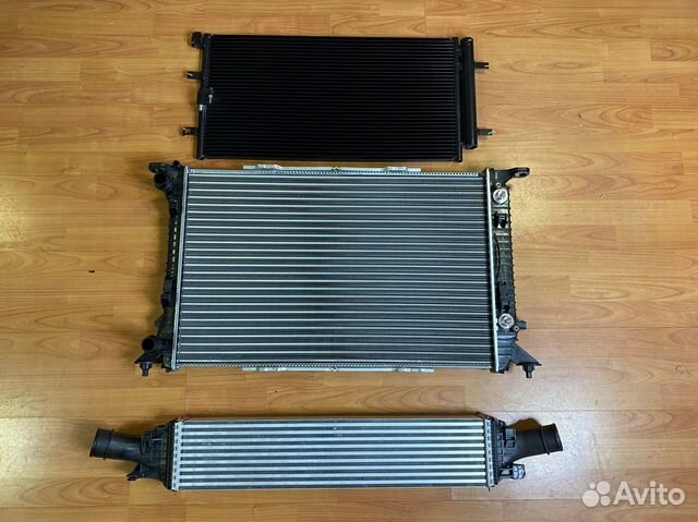 Радиатор охлаждения Audi A4 B8 A5 8T Q5 8R