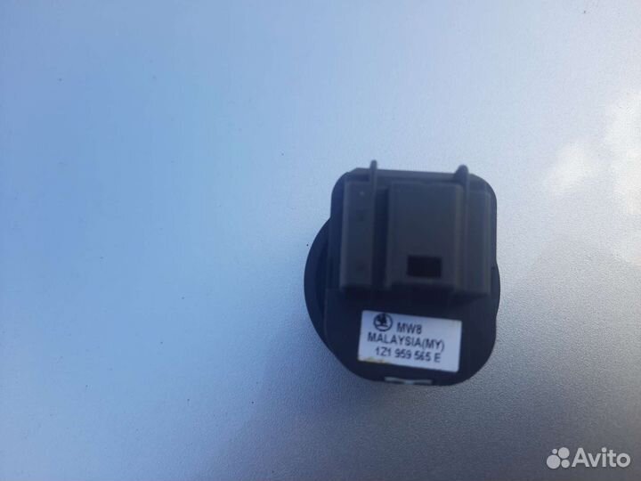 Кнопка управления зеркалами