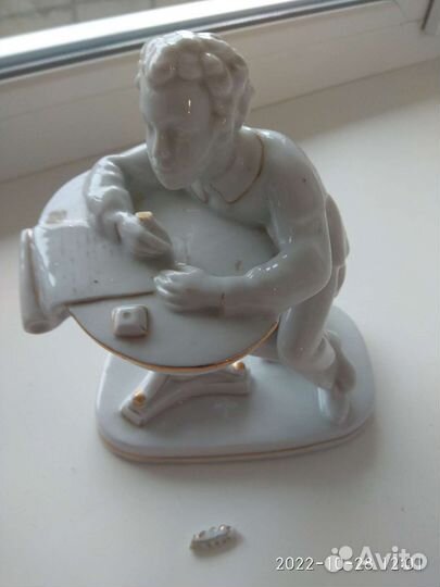 Статуэтка юный Пушкин