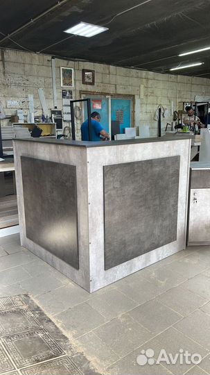 Ресепшн угловые и прямые / под заказ