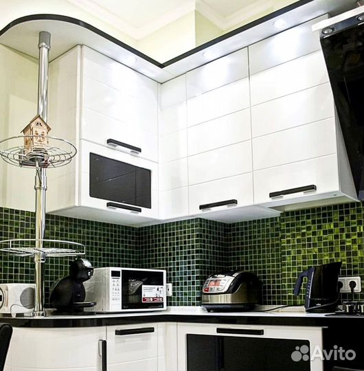 Кухонный гарнитур угловой в потолок