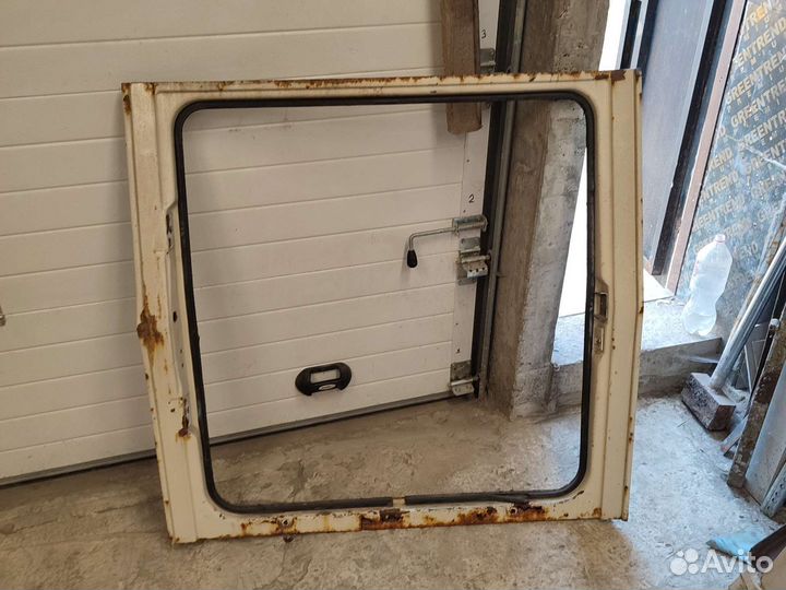 Задняя дверь УАЗ хантер