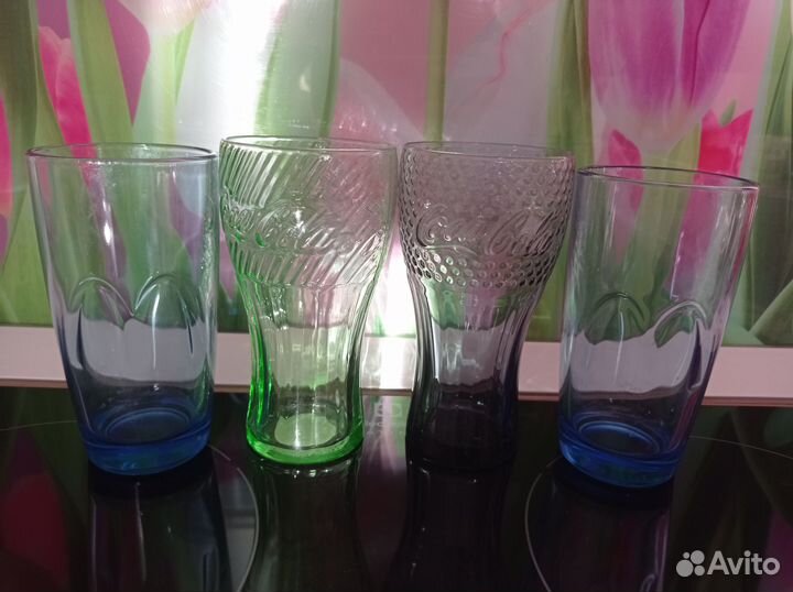 Стакан Макдоналдс и Кока-кола