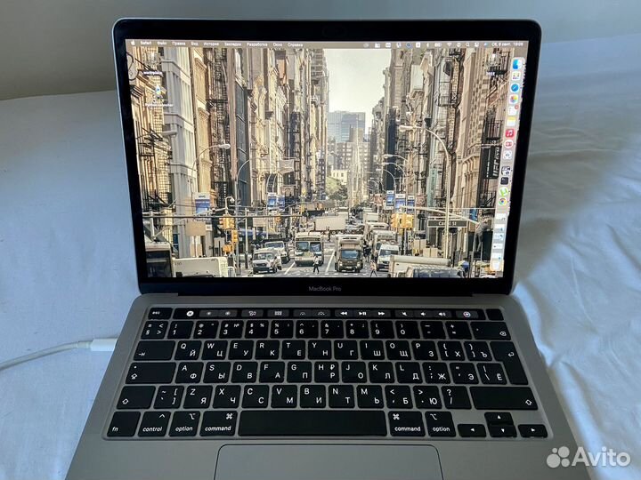 Apple MacBook Pro 13 Touch Bar 8Gb/512Gb 2020