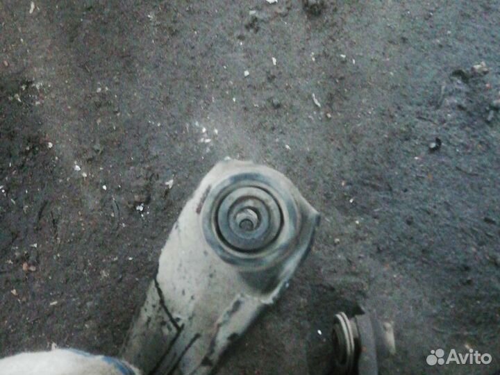 Рычаг передний левый renault sandero stepway 1