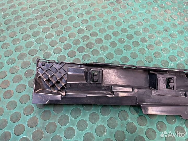 Кронштейн порога левый Bmw 3 F30