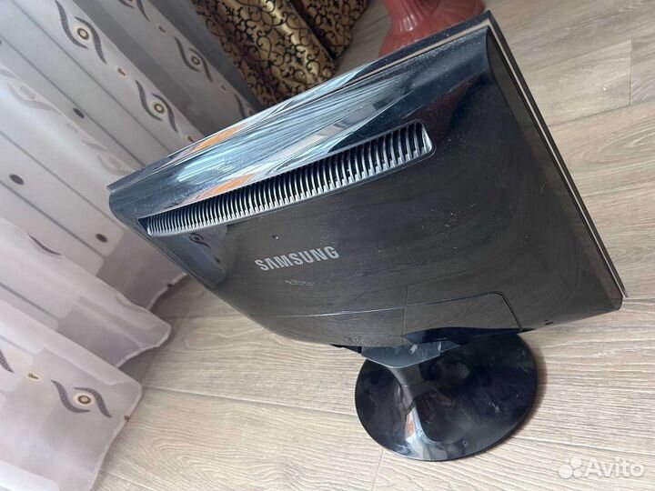 Монитор для компьютера на запчасти