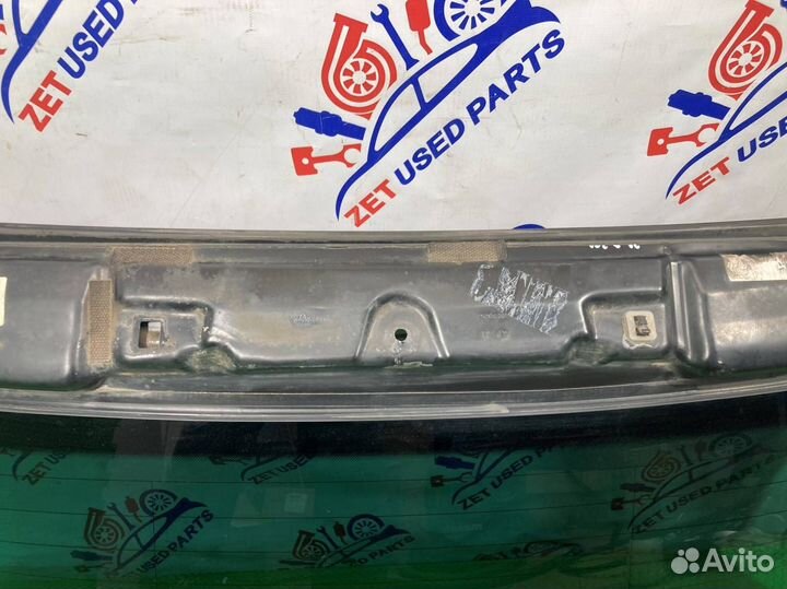 Стекло двери багажника Volkswagen Touareg 7L6 7L7