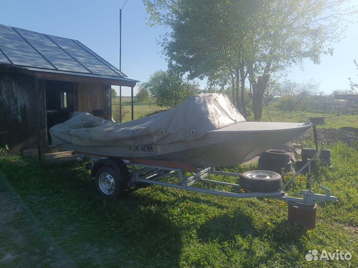 Лодка Днепр + моторы