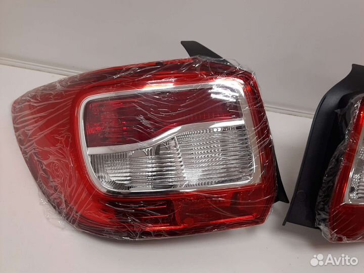 Задний левый фонарь Renault logan 2014