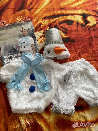 Новогодний костюм снеговик