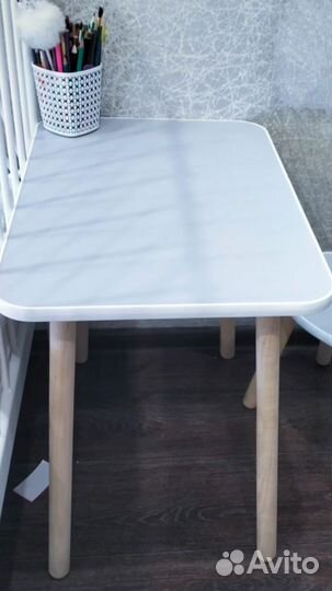 Детский стол