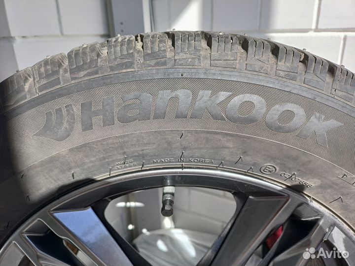Hankook Winter I'Pike 205/65 R16