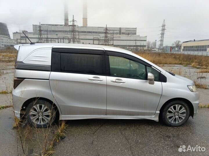 Honda Freed 1.5 CVT, 2011, 170 000 км