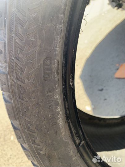 Nokian Tyres Hakkapeliitta 8 SUV 295/35 R21