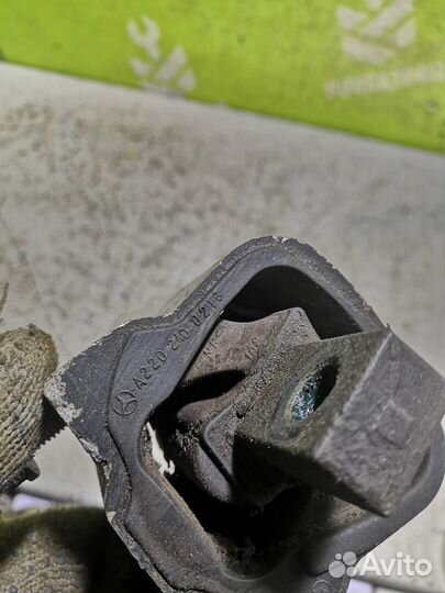 Опора кпп задняя Мерседес Бенз 210 Е-класс