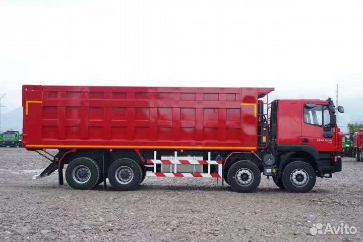 IVECO-Hongyan 8x4 (CQ1314/3304/3314), 2023