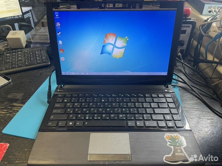 Ноутбук Asus U31SD i5/GT520/4GB/500HDD