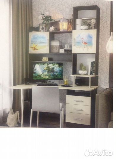 Стол компьютерный