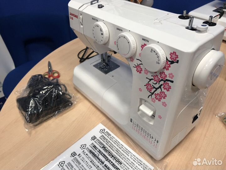 Швейная машина legend by Janome LE-35
