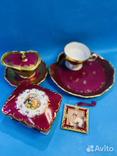 Тарелка с чашкой эгоист пурпут 24кр золочение