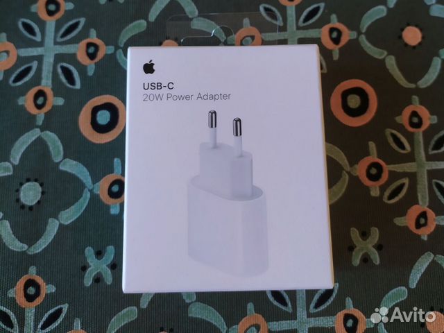 Адаптер питания Apple USB-C 20 Вт