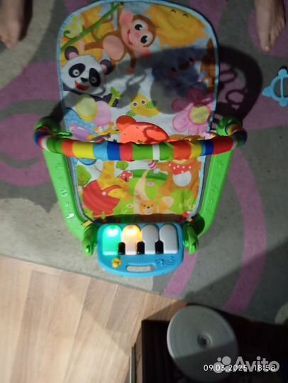 Развивающий коврик с пианино