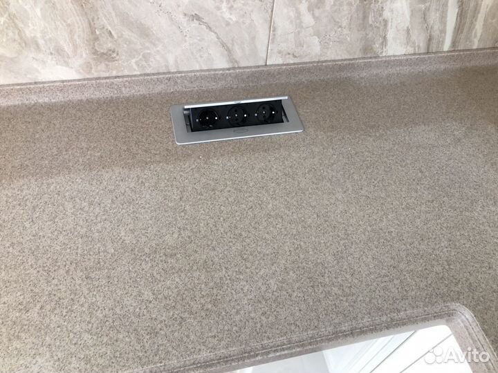 Столешницы акриловые