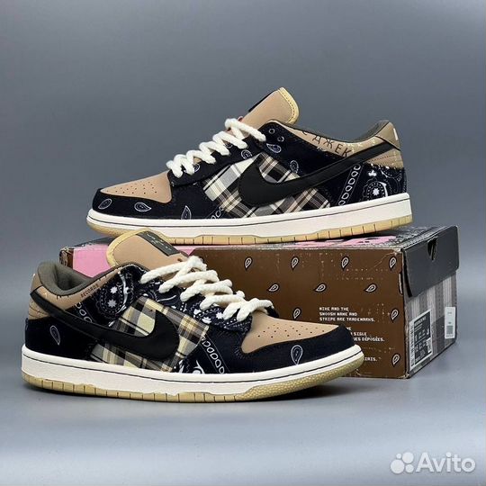 Nike SB Dunk Low x Travis Scott black parachute beige-petra brown-black