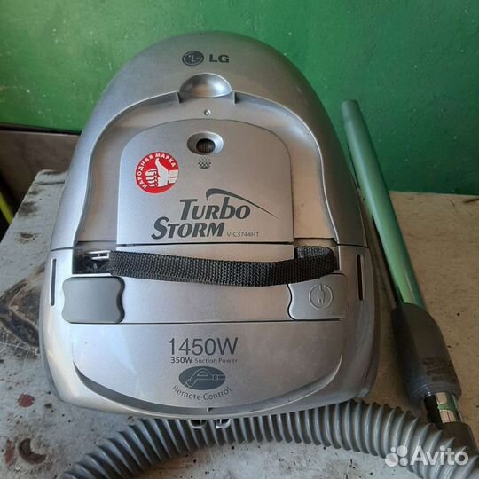 Пылесос на запчасти плюс ремонт, мотор рабочий