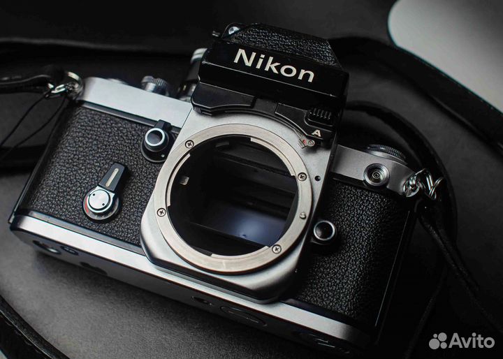 Nikon F2 + Nikkor 50/1.4 + Nikon DP-11