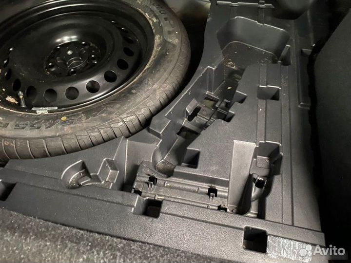 Органайзер Nissan Tiida C13