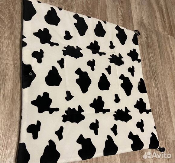 Лежанка для кошек и собак