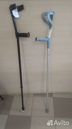 Костыли металлические с опорой на предплечье