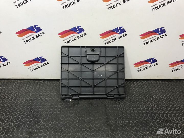 Крышка (дверца) бардачка Mercedes-Benz Actros