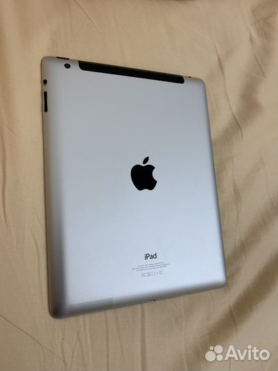 iPad 4 Retina 32gb Wifi+Cellular