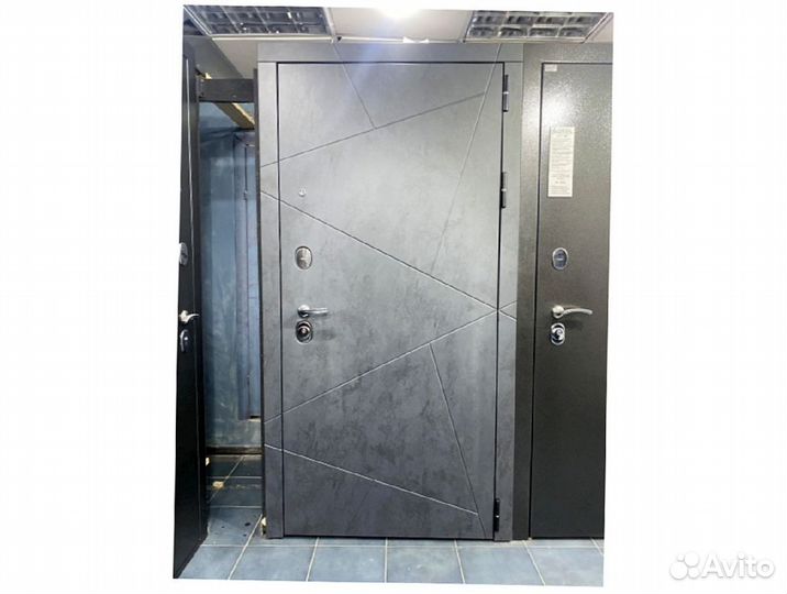 Двери с ударопрочным зеркалом Аргус