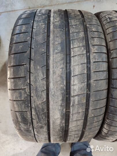 Michelin Pilot Super Sport 285/30 R19