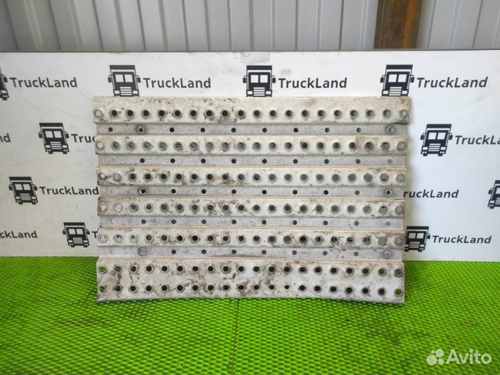 Мостик переходной, за кабиной Man Tgx